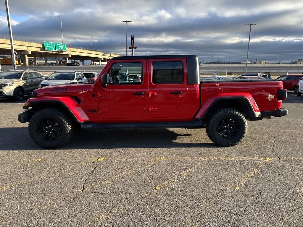 Used 2021 Jeep Gladiator WILLYS with VIN 1C6HJTAGXML535846 for sale in Duluth, Minnesota